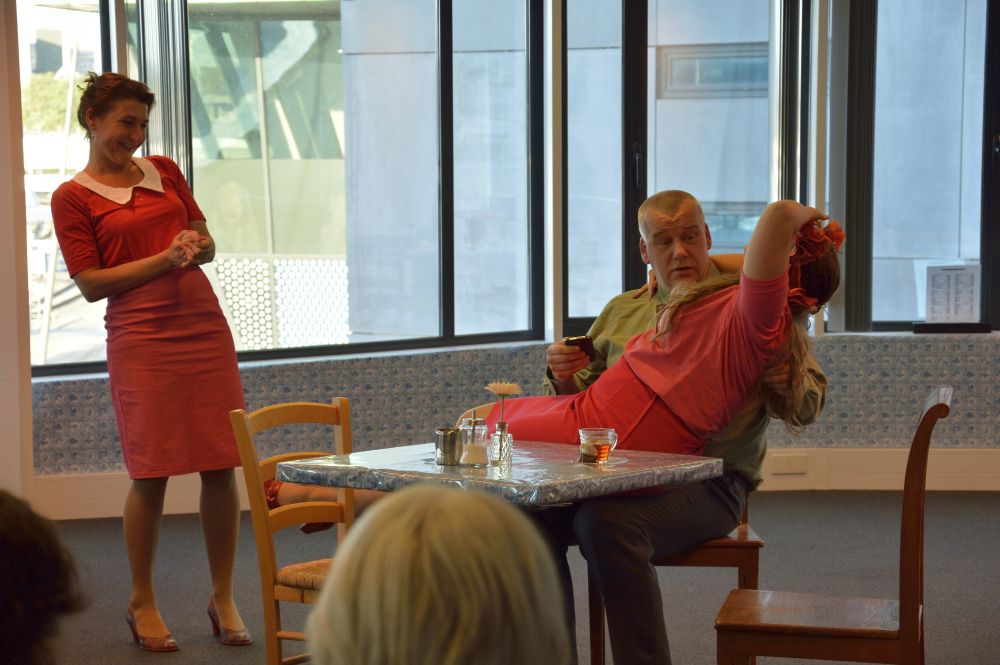 Impressie 23 voorstelling De Laatste Avond  & Gif  & Noorderzon 