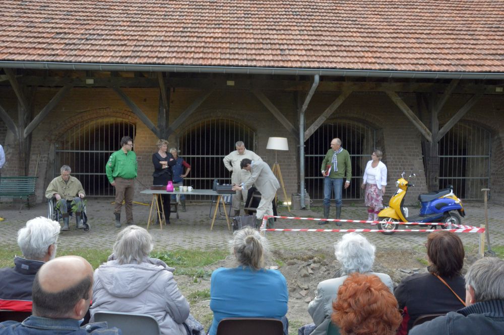 Impressie 23 van voorstelling: Diplodocus Deks